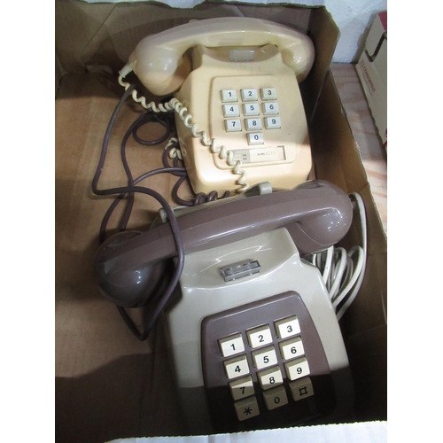 78 - Early 1980's BT8746 G dial telephones, two in chocolate, two in ivory and one in green and two early... 