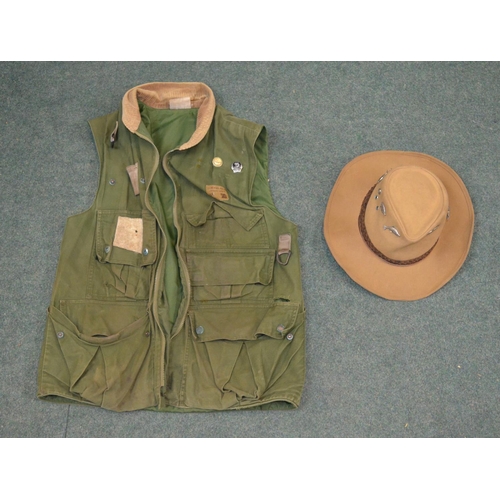Fly fishing canvas vest XXL, Australian style Akubra hat M in