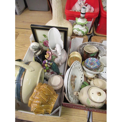 134 - Various ceramics including a Royal Doulton chamber pot, Royal Albert framed porcelain tile, Gibson's... 