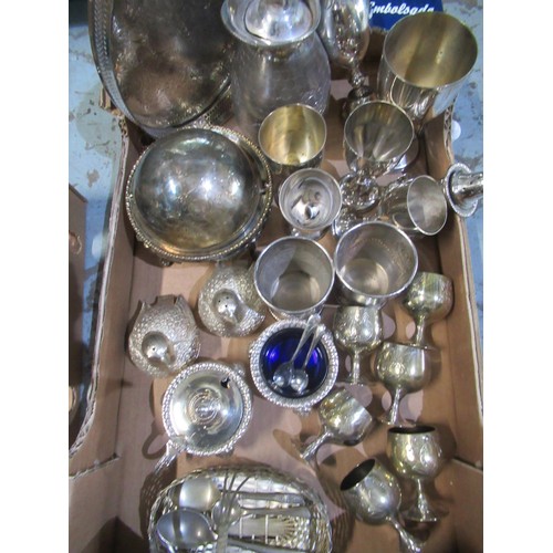 627 - Small collection of silver plate and other metal ware including a continental lidded jug stamped Sil... 