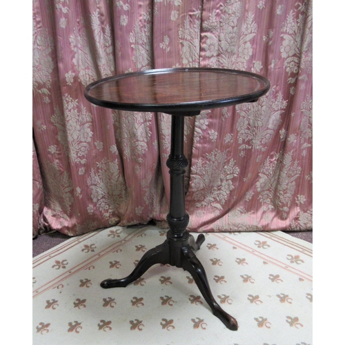 1315 - George III mahogany tripod tea table, circular tilt top with moulded edge on vase turned column  sup... 