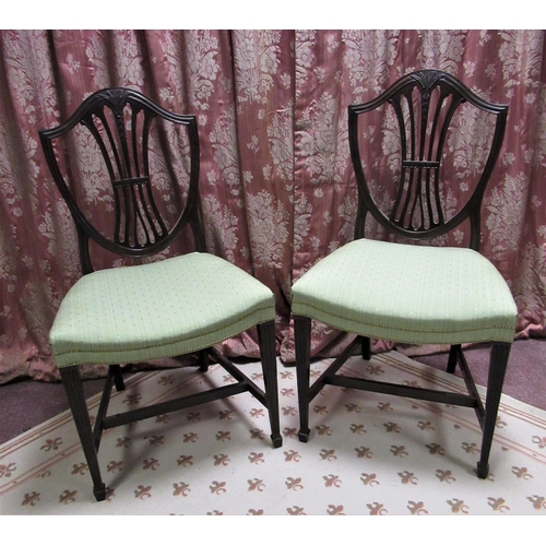 1337 - Pair of Edwardian Hepplewhite Revival mahogany dining chairs with wheat ear carved serpentine top ra... 