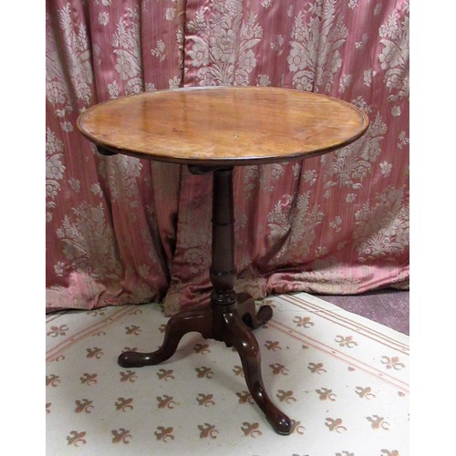 1323 - Geo. III mahogany tripod tea table, circular moulded snap top on ring turned tapering supports with ... 