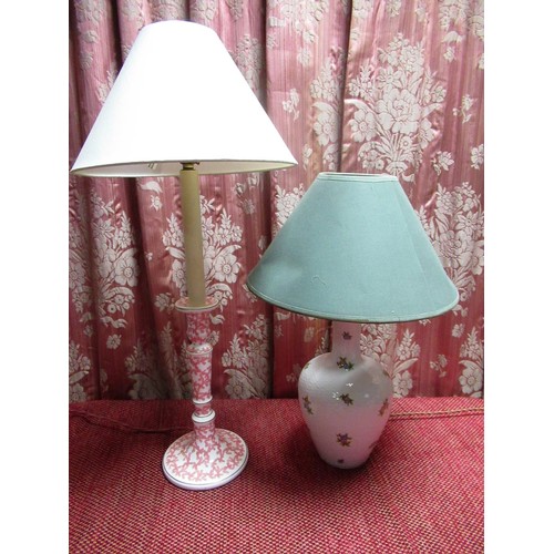 1120 - Herend porcelain table lamp, the mallet shaped body decorated with floral sprays on a basket weave g... 