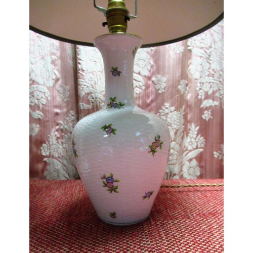 1120 - Herend porcelain table lamp, the mallet shaped body decorated with floral sprays on a basket weave g... 