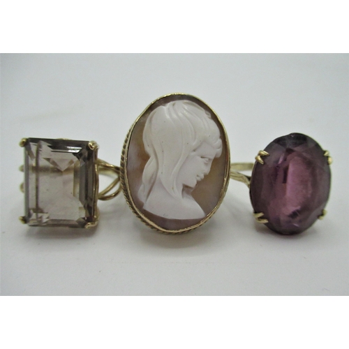 3 - Hallmarked 9ct gold mounted cameo ring Size R stamped 375, hallmarked 9ct gold mounted Smokey quartz... 