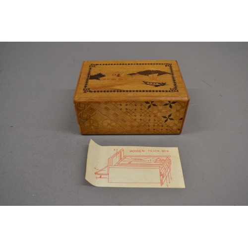 29 - Vintage lizard skin wallet containing some army payslips and small collection of coins from Malaya, ... 