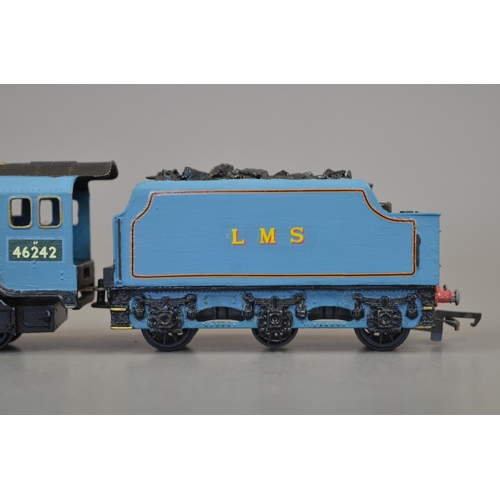 45 - GW Wren model locomotives 1st single EDL18 steam train, City of Glasgow (repainted)