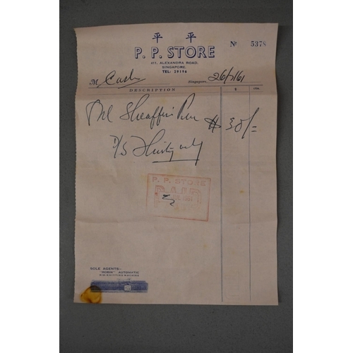 25 - Sheaffer's vintage fountain pen with 1961 receipt, vintage gentleman's travel set, vintage desk set ... 