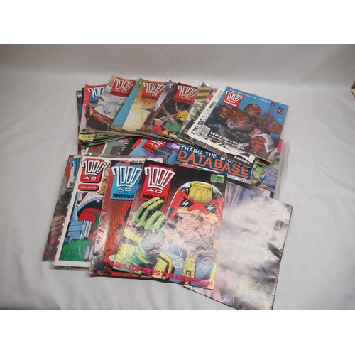 302 - Collection of 2000AD comics including Judge Dredd quarterly magazine no. 3, 4 & 5