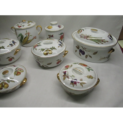 174 - Collection of Royal Worcester Evesham ware, tureens, pots and a jug