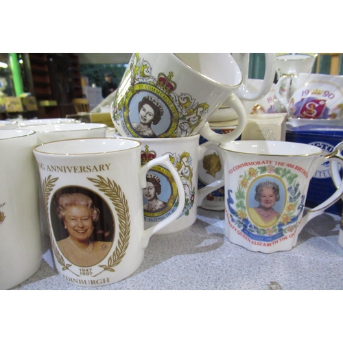 535 - Large collection of Royal commemorative mugs (3 boxes)
