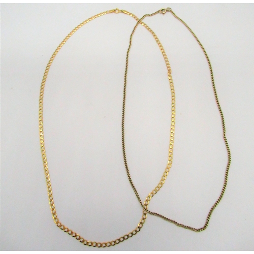 85 - 9ct yellow gold flat curb chain necklace with spring ring clasp, stamped 9ct and a 9ct yellow gold l... 