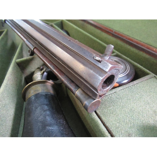 76 - Cased John Reeves & Co of Birmingham .465 rifle with 28