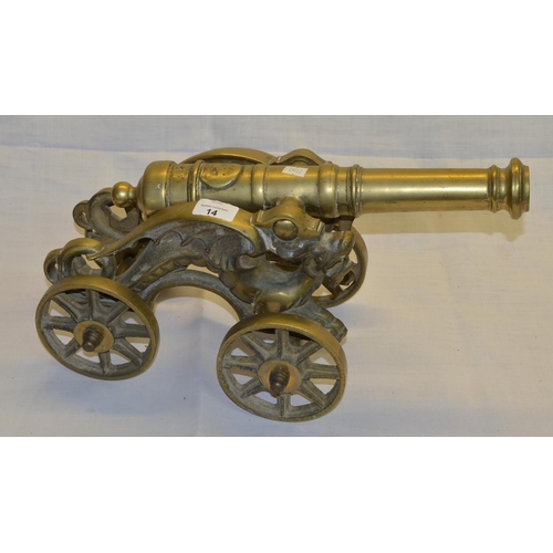 14 - Early C20th brass fireside cannon, 15