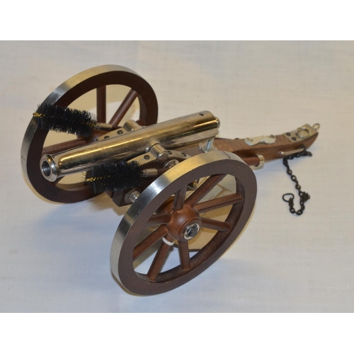 18 - Scale model black powder only .50cal field gun complete with rammers 7.5