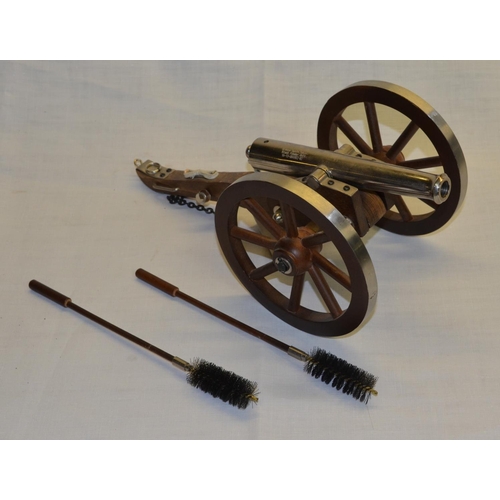 18 - Scale model black powder only .50cal field gun complete with rammers 7.5