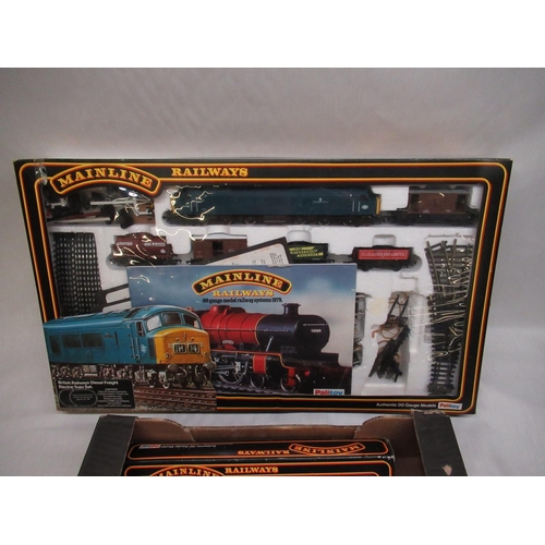 131 - Mainline Railways - British Railways diesel freight electric OO gauge train set, five boxed OO gauge... 