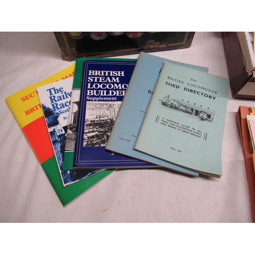 143 - Collection of black and white photographs, books and pamphlets relating to railways etc (2 boxes)