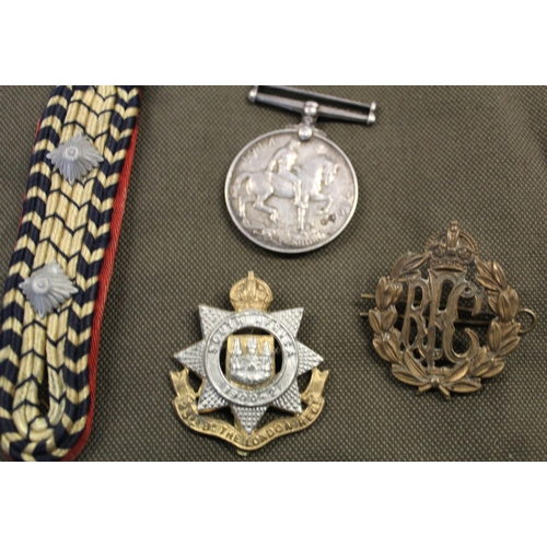 2 - RFC cap badge, 23rd BN London Regiment cap badge, German Lieutenant epilate, 1914-18 British War med... 