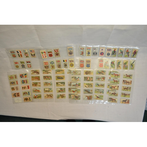 159 - Extensive collection of cigarettes cards on various subjects