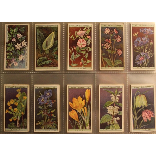 170 - Folder containing a large and comprehensive collection of cigarette cards (full sets ) Wills 1922 do... 