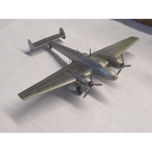 63 - Royal Aircraft Museum, great fighter aircraft of WWII, twelve Franklin Mint pewter model aircraft 1/... 