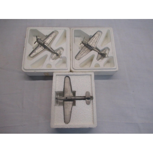 63 - Royal Aircraft Museum, great fighter aircraft of WWII, twelve Franklin Mint pewter model aircraft 1/... 