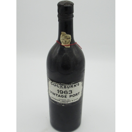 18 - Cockburn's Vintage Port 1963, 1btl