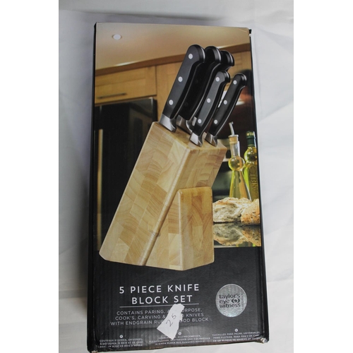 280 - Five piece block knife set