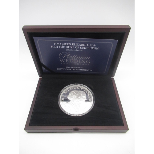 730 - ER.II & HRH The Duke of Edinburgh Platinum Wedding Anniversary Silver proof 5oz £10 .999 silver coin... 