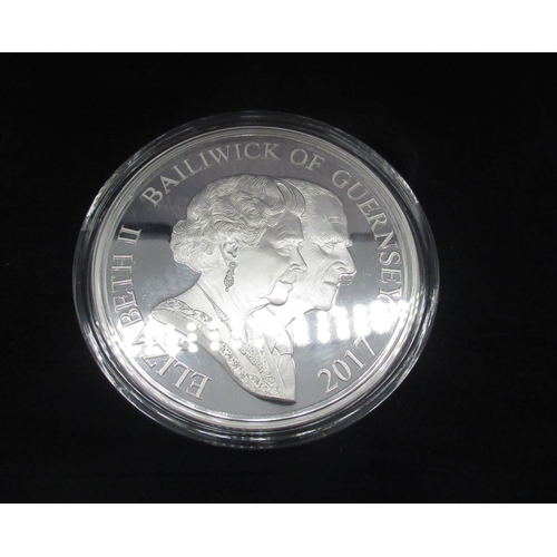 730 - ER.II & HRH The Duke of Edinburgh Platinum Wedding Anniversary Silver proof 5oz £10 .999 silver coin... 