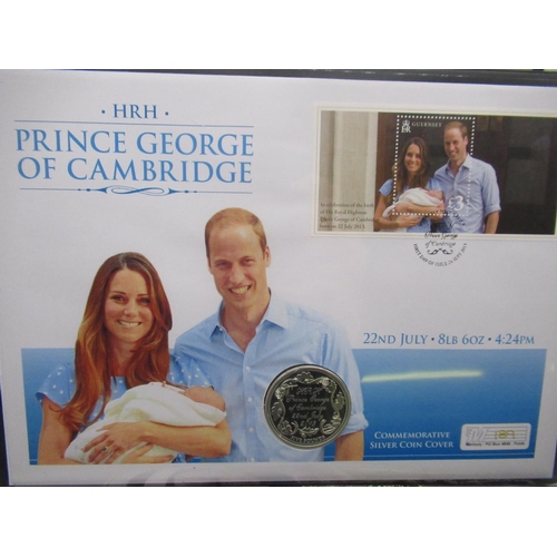 751 - ER.II Longest Reigning Monarch £5 silver coin cover and stamp, HRH Prince George's 1st Birthday Ltd ... 