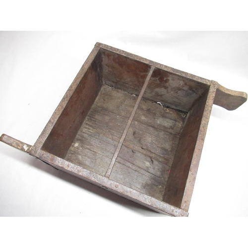425 - Late C19th/ Early C20th elm and steel bound carrying box with offset handles, 36cm x 57cm