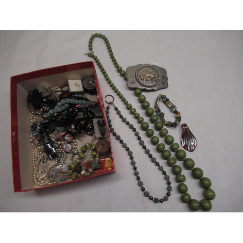 239 - 1930's moss green graduated bead necklace, simulated pearl necklaces and other costume jewellery