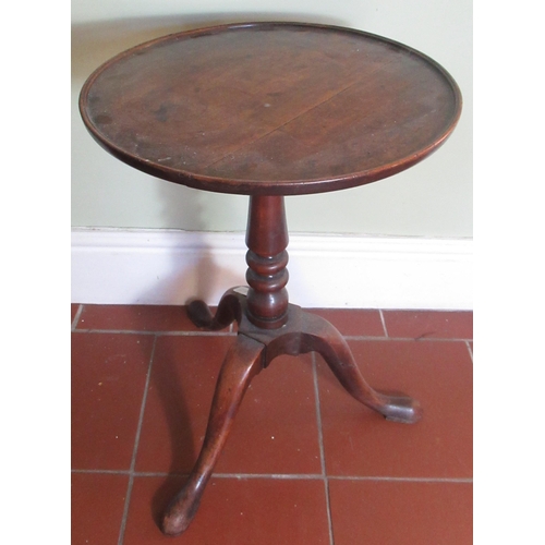 2070 - Geo.III mahogany tripod wine table, circular dished top on ring turned column support and three out ... 