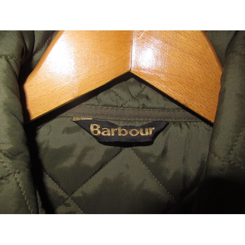 2078 - Barbour green quilted shooting jacket with suede shoulder patches and pocket trim, elasticated cuffs... 