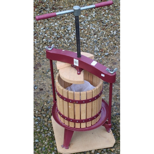 3216 - Kilner cider apple press