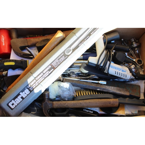 3349 - Large quantity of tools including hammers, spanners, screwdrivers, glue gun, Clarke torque wrench et... 