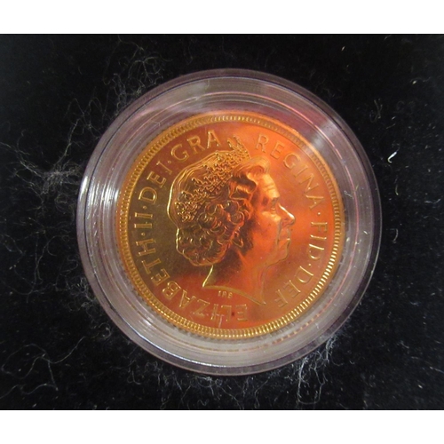 69 - Royal Mint 2000 ER.II gold proof sovereign, in original case