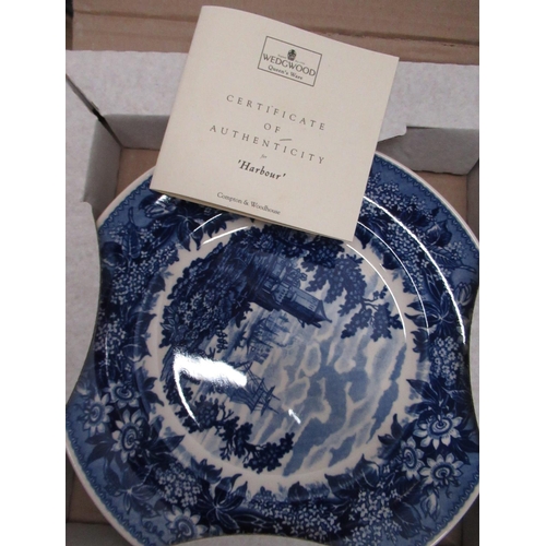 88 - Collection of fifteen Wedgwood Compton & Woodhouse 'Blue & White Collection' plates, with boxes and ... 