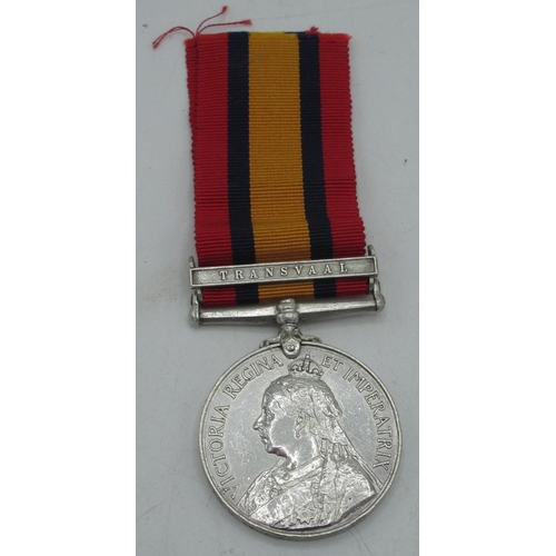 80 - Queen's South Africa medal with Transvaal clasp awarded to 6915 Pte. H. Eshelby Vol. Co. W. Yorks Re... 