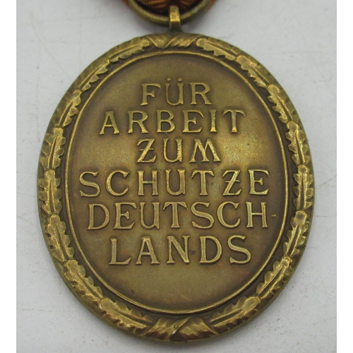 92 - German WWII West Wall medal