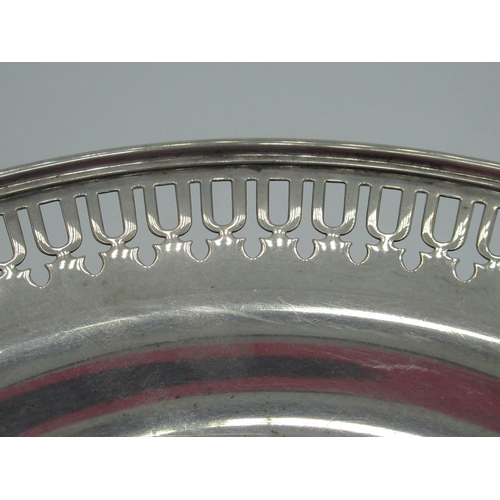 26 - Hallmarked Sterling silver circular tazza with pierced and stepped rim (maker unknown), Birmingham H... 