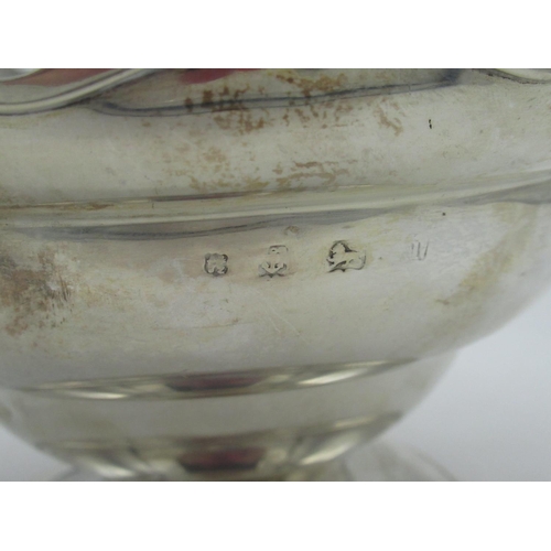 21 - Hallmarked Sterling silver pedestal bowl with scalloped edge (maker unknown), Birmingham, H12cm, 10.... 