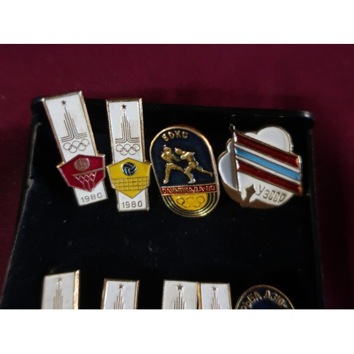 89 - Collection of Olympic 1980 enamel pin badges for various disciplines including: volleyball, basketba... 