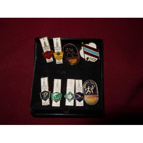 89 - Collection of Olympic 1980 enamel pin badges for various disciplines including: volleyball, basketba... 