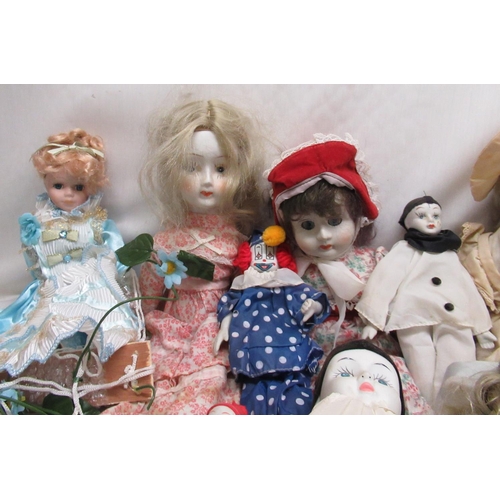 307 - Selection of modern porcelain articulated dolls