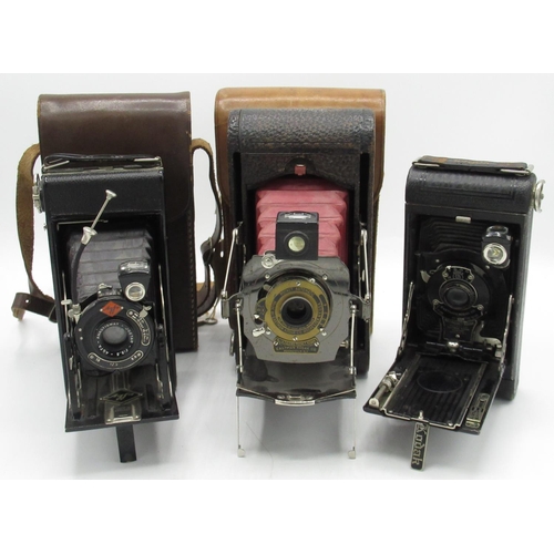 1092 - Agfa Speedex, Kodak Pocket 2, and Kodak no. 1 folding camera (3)