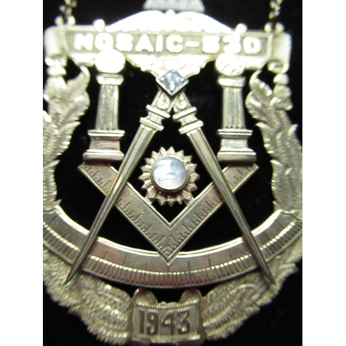 1136 - Gold (tested to 14kt) and enamel Masonic Jewel for Mosaic-530 Lodge, awarded to Jos. Simpson, 1943 w... 